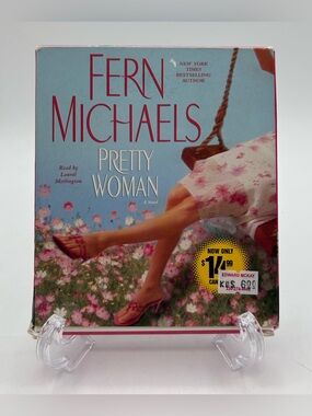Pretty Woman: A Novel Audio CD By Michaels, Fern, 2005
